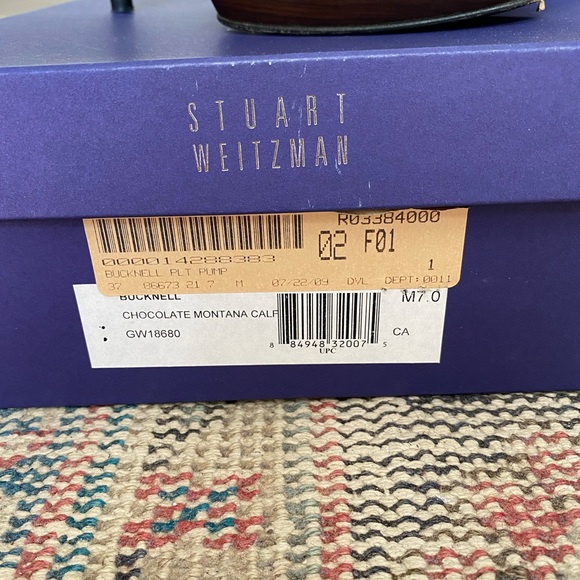 Stuart Weitzman Chocolate Brown Booties/Shoes - size 7 - Picture 9 of 11